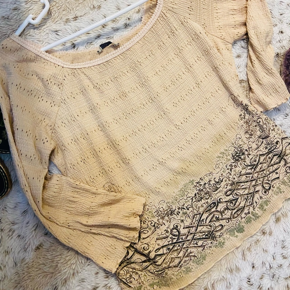 🔥SOLD🔥 Lacey & Earthy Boho off shoulder Top💋